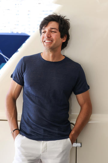 NAVY BLUE T-SHIRT